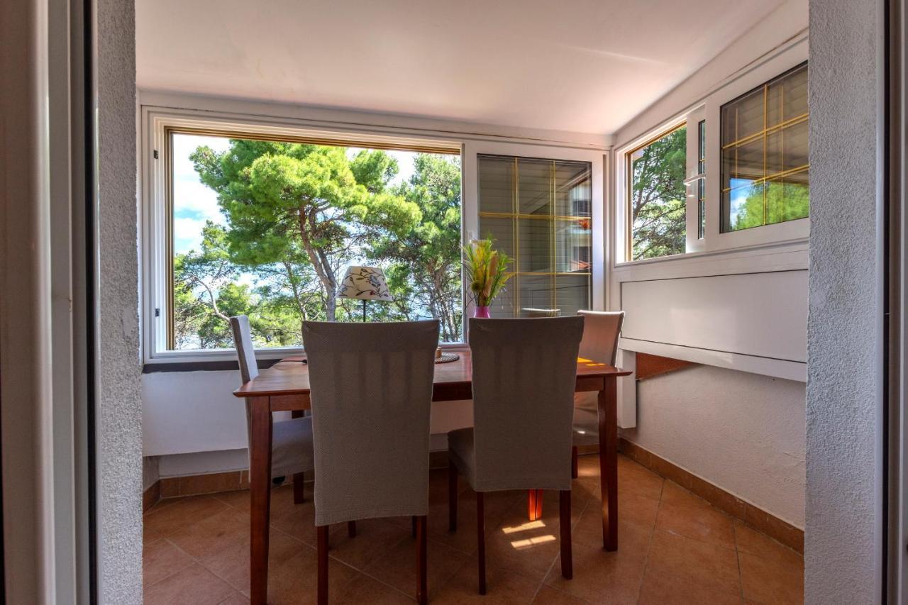 Janus Apartments 耶尔萨 外观 照片